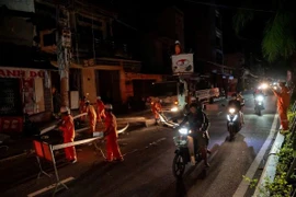 Dự kiến 10-11, khôi phục hoàn toàn sự cố điện tại miền Trung do bão Kalmaegi