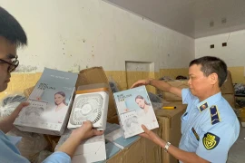 Hà Nội: Tạm giữ số lượng lớn quạt điện không rõ nguồn gốc xuất xứ