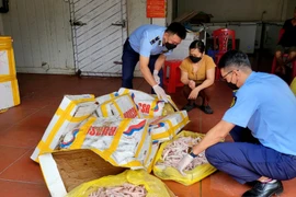 Chặn hàng loạt vụ đưa thực phẩm “bẩn” vào thị trường tiêu thụ