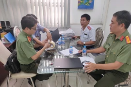 Sử dụng micro không dây không hợp chuẩn, hợp quy sẽ bị phạt