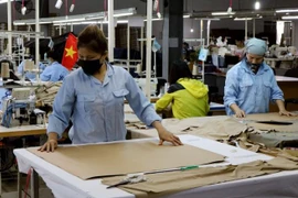 Tiếp tục giảm mức thu 30 khoản phí, lệ phí, ngân sách hụt thêm 1.000 tỷ đồng