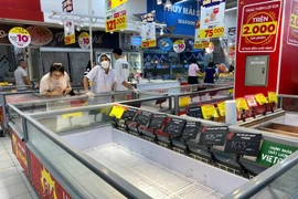 Hà Nội: Người dân lại đổ dồn đi mua lương thực, thực phẩm tích trữ