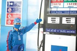 Bộ Công Thương nói về việc rút giấy phép doanh nghiệp xăng dầu