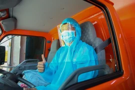 Vừa trở lại sản xuất, doanh nghiệp lại lo dịch Covid-19 lan rộng trở lại