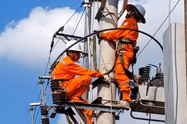 Giá điện sản xuất quá thấp, doanh nghiệp không mặn mà tiết kiệm điện