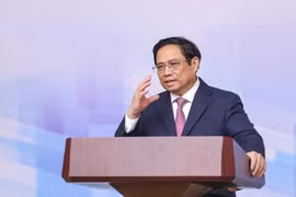 Thủ tướng đối thoại với doanh nghiệp đầu tư nước ngoài: Cam kết tạo môi trường đầu tư, kinh doanh thuận lợi 