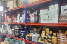 Hà Nội: Tạm giữ lượng lớn đồ gia dụng không rõ nguồn gốc