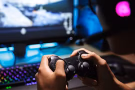 49 doanh nghiệp bị đình chỉ giấy phép cung cấp dịch vụ trò chơi điện tử G1 trên mạng 