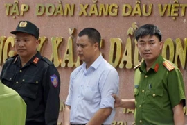 Giám đốc Petrolimex Long An bị bắt: Tập đoàn Xăng dầu Việt Nam nói gì?