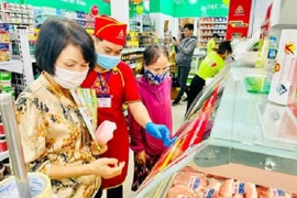 Nhiều hàng hóa, dịch vụ thiết yếu tăng giá