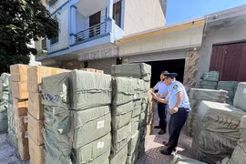 Phát hiện kho chứa hơn 20 tấn mỹ phẩm nhập lậu