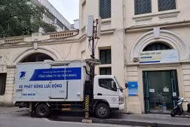 Lưu lượng thoại của doanh nghiệp viễn thông tiếp tục giảm