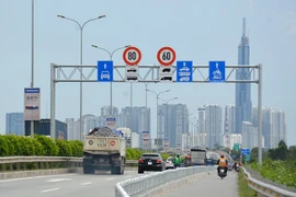 VCCI: Biển báo giao thông gây bối rối cho người lái xe