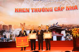 Gần 200 doanh nghiệp được tôn vinh “doanh nhân, doanh nghiệp Thăng Long năm 2022”