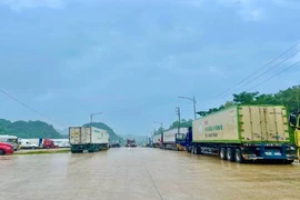 Sắp chính thức mở rộng cửa khẩu đường bộ Việt Nam- Trung Quốc 