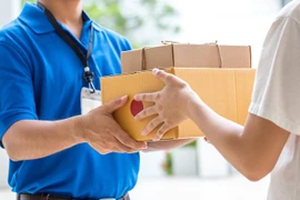 Hà Nội chấn chỉnh hoạt động giao hàng bằng xe mô tô