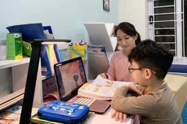 Chuyên gia hướng dẫn học trực tuyến an toàn với Zoom, Microsoft Teams, Google Meet