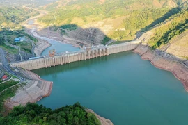 Thủy điện phía Bắc hạn chế phát điện để dự phòng khi nắng nóng