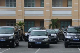 Hai đơn vị thuộc Bộ Công Thương sử dụng xe công vượt định mức