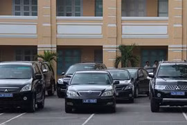 Hai đơn vị thuộc Bộ Công Thương sử dụng xe công vượt định mức