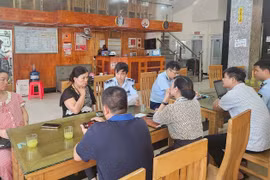 Một khách sạn tại Sầm Sơn bị xử phạt vì vi phạm an toàn thực phẩm