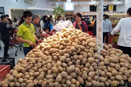 Bộ trưởng Công Thương chỉ đạo quản lý thị trường giám sát chặt chẽ giá cả hàng hóa