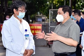 Thủ tướng chỉ đạo kiểm tra, làm rõ thông tin “tiêm vaccine không cần đăng ký”