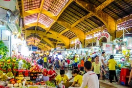 Chợ, trung tâm thương mại phải thường xuyên giám sát chất lượng, số lượng hàng hóa, thiết bị đo lường