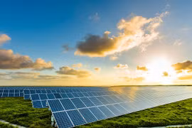 Yêu cầu EVN ký hợp đồng, sớm cho vận hành các dự án năng lượng tái tạo chuyển tiếp đủ điều kiện