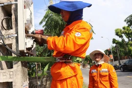 Đề xuất bổ sung một số chi phí vào giá điện