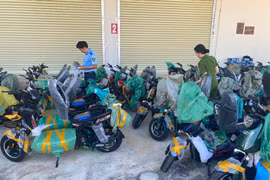 Hàng trăm xe điện không rõ xuất xứ "tuồn" từ Lạng Sơn đến các tỉnh phía Nam