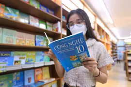 Nhà nước sẽ áp trần tối đa đối với giá sách giáo khoa