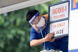 Áp lực tăng giá xăng dầu lớn, cần tính toán mức sử dụng, trích lập quỹ bình ổn phù hợp