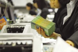 Thu ngân sách 8 tháng đầu năm tăng gần 18%