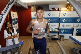 Khám phá bí mật trên cơ thể Neymar