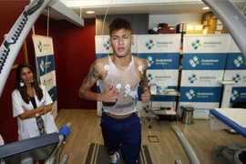 Khám phá bí mật trên cơ thể Neymar