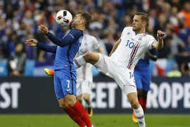 Video trận Pháp 5-2 Iceland: Tiệc bàn thắng ở Stade de France