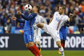 Video trận Pháp 5-2 Iceland: Tiệc bàn thắng ở Stade de France