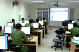 Ứng dụng phần mềm quản lý vũ khí, vật liệu nổ, công cụ hỗ trợ