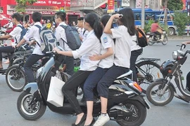 Mới nhất: Sắp tới, người điều khiển xe máy điện loại nào phải có bằng lái xe?