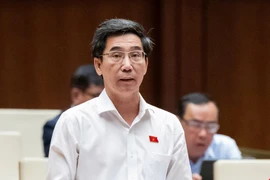 'Việc thực hiện các thủ tục về đất đai, xây dựng rất mất thời gian'