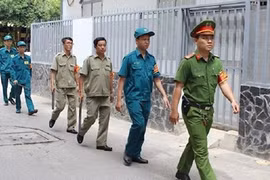 Giả danh bảo vệ an ninh, trật tự ở cơ sở có thể bị phạt nặng