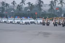 Hàng loạt trường hợp thu hồi giấy phép xe ưu tiên theo đề xuất của Bộ Công an