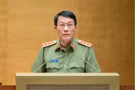 Bộ trưởng Lương Tam Quang giải trình một số nội dung của dự án Luật Phòng, chống mua bán người