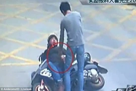 Video trộm bị quật ngã khi gặp cao thủ kungfu