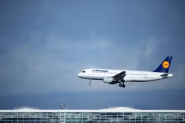 Phi công đình công, Lufthansa thiệt hại 106 triệu USD