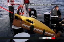 Trả lại tàu lặn, Trung Quốc vẫn bị Mỹ chỉ trích