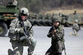 Mỹ, Hàn chính thức thành lập sư đoàn liên quân đầu tiên