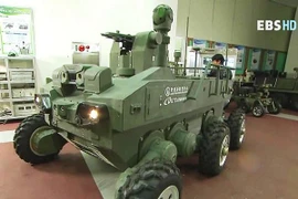 Hàn Quốc phát triển robot chiến đấu bảo vệ biên giới liên Triều