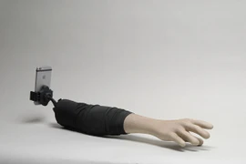 Kỳ quặc: Gậy “tự sướng” giúp bạn bớt cô đơn